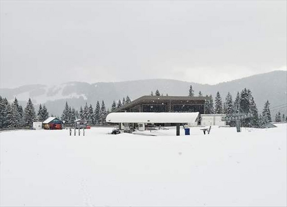 Kastamonu’nun yüksek kesimlerinde kar yağışı etkili oluyor