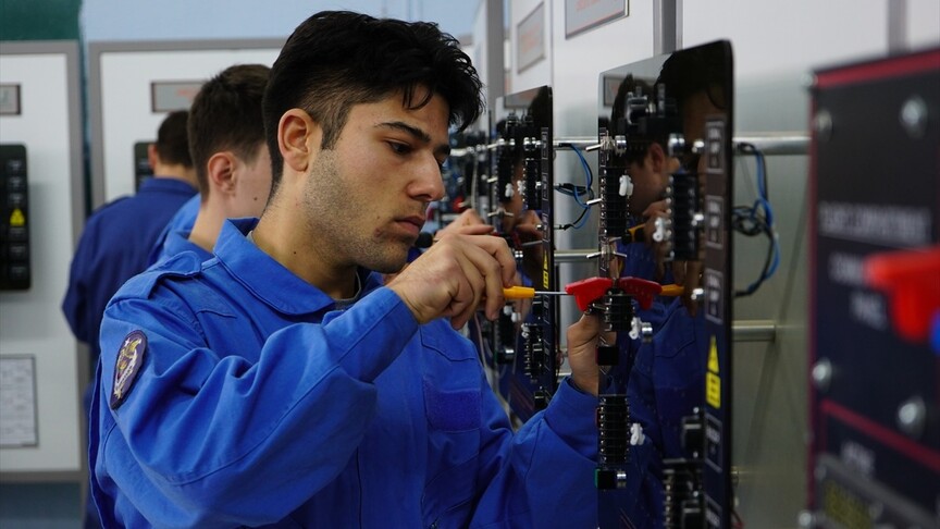 Geleceğin uçak teknisyenleri Isparta’da yetişiyor
