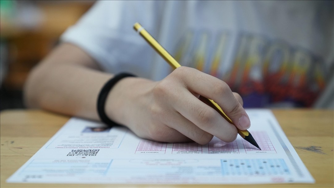 Milli Eğitim Bakanı Tekin’den LGS sınav tarihine ilişkin “değişiklik” açıklaması