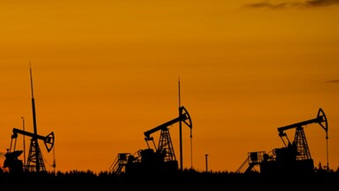 Brent petrolün varili 114 dolardan işlem görüyor