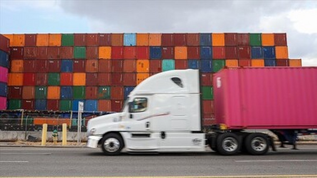 ABD’de mal ticareti açığı martta arttı