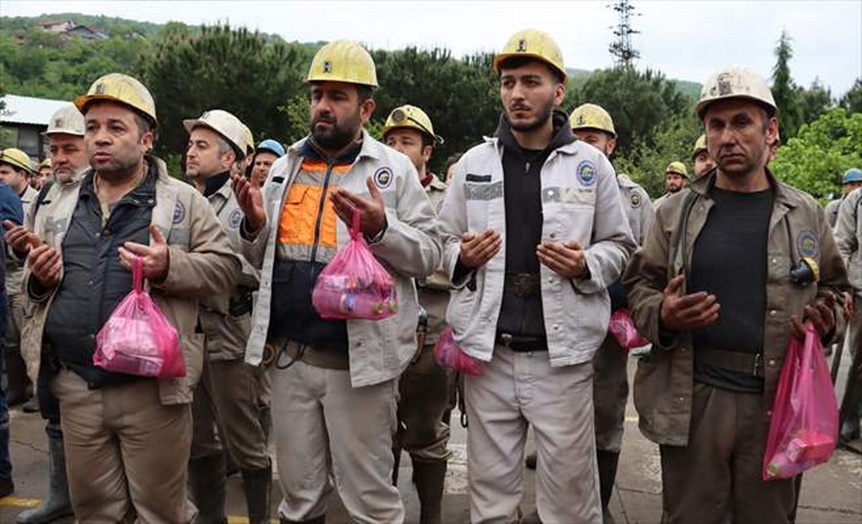 Zonguldak’ta 2010’daki grizu faciasında hayatını kaybeden 30 madenci anıldı