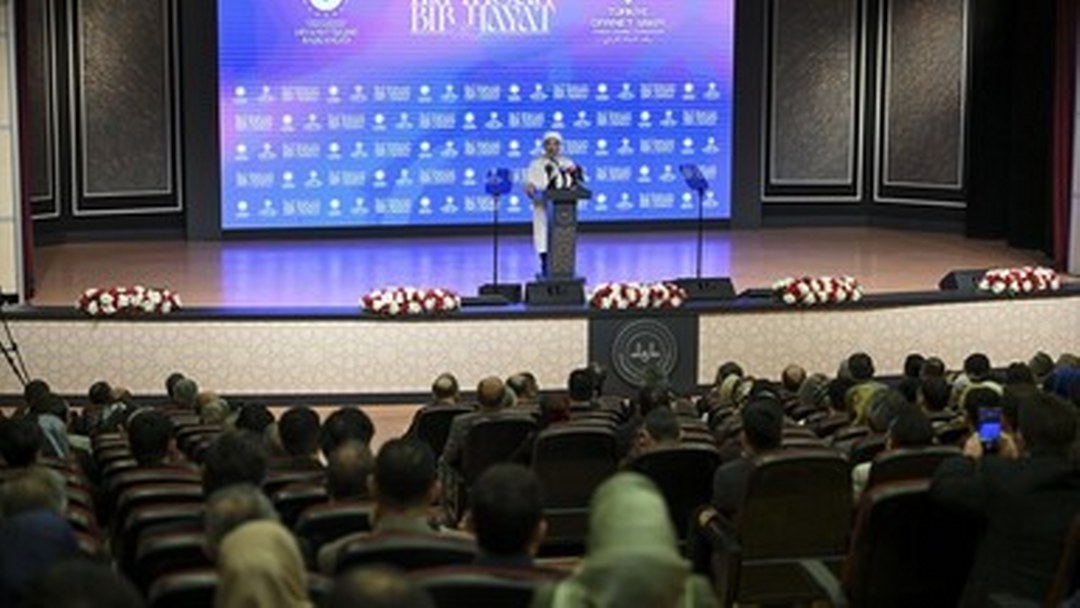 Türkiye Diyanet Vakfı 300 genç çifte evlilik desteği sağlayacak