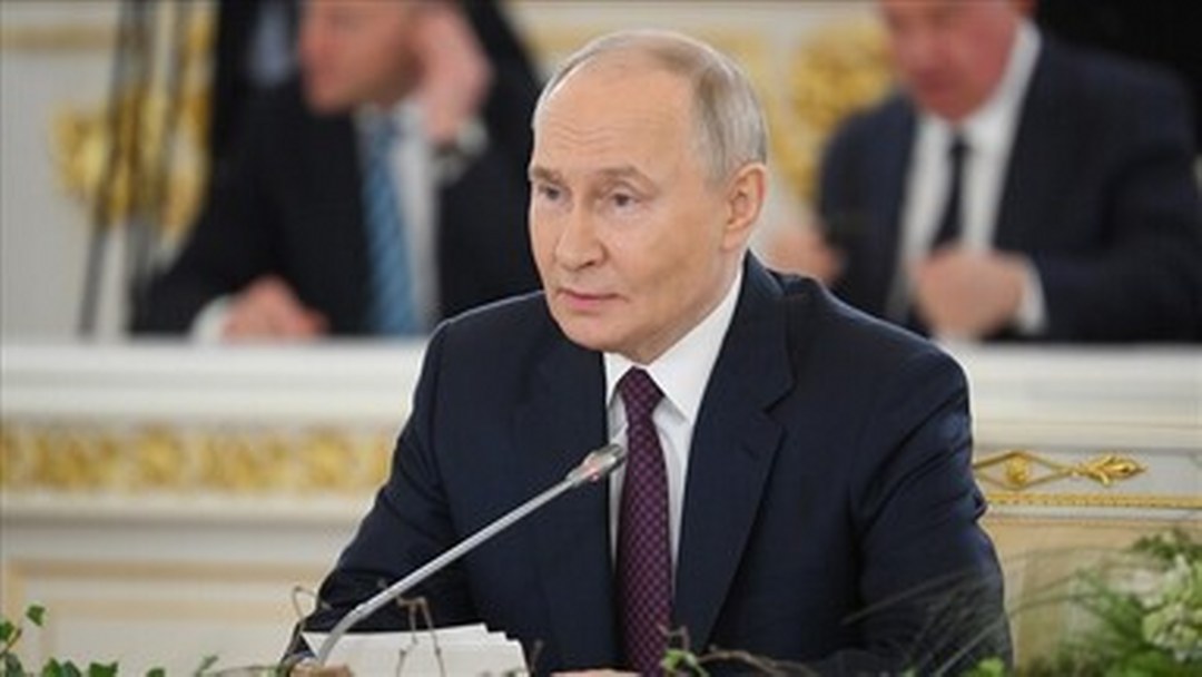 Putin, Rus makine sanayisinin yaptırımlara rağmen farklı pazarlarda büyüdüğünü söyledi