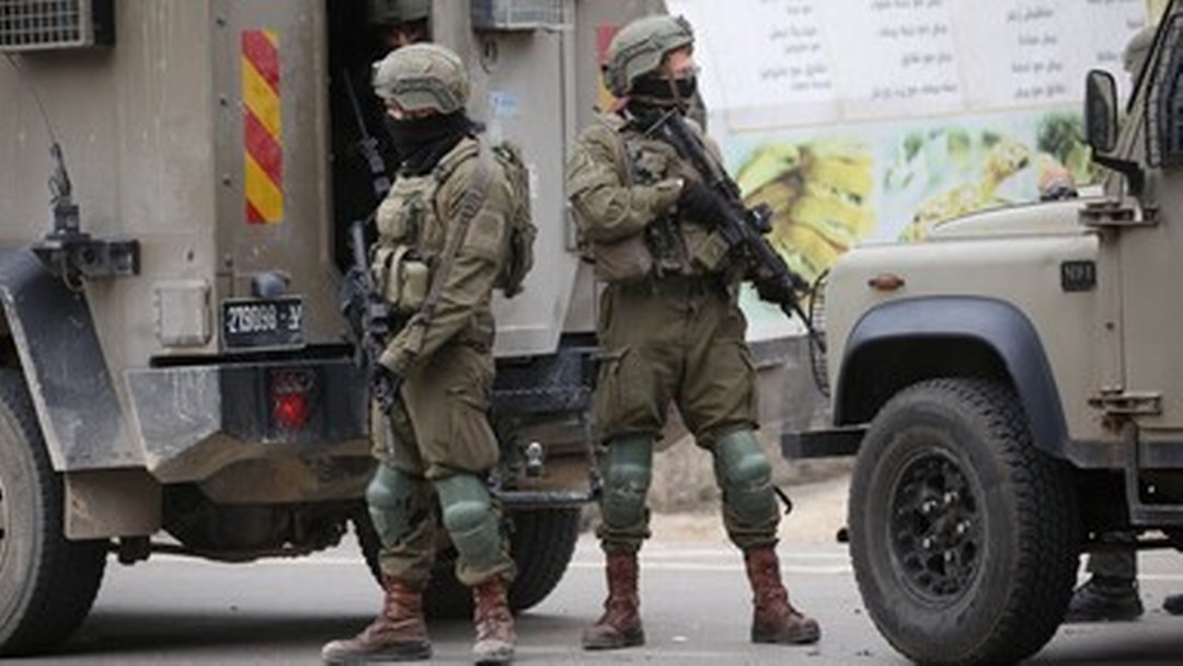 İsrail ordusu, Batı Şeria’nın Nablus kentinde 1 Filistinliyi öldürdü, 4 kişiyi yaraladı