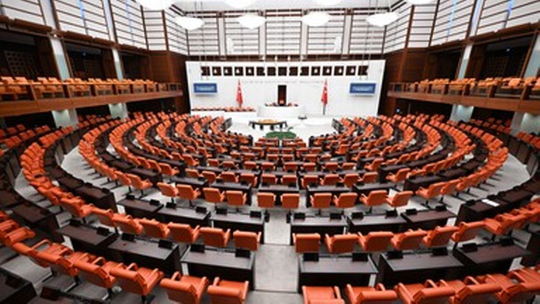 TBMM’de vergiye yönelik düzenlemeleri de içeren kanun teklifinin görüşmelerine devam edilecek