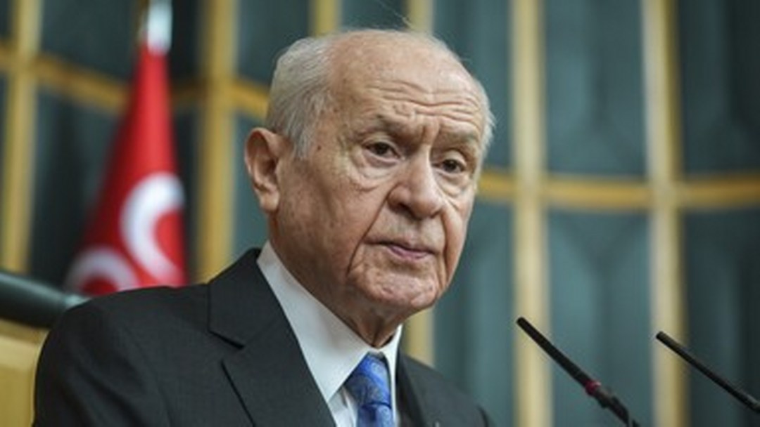 MHP Genel Başkanı Bahçeli, Süper Lig’e yükselen Arca Çorum FK’yi tebrik etti