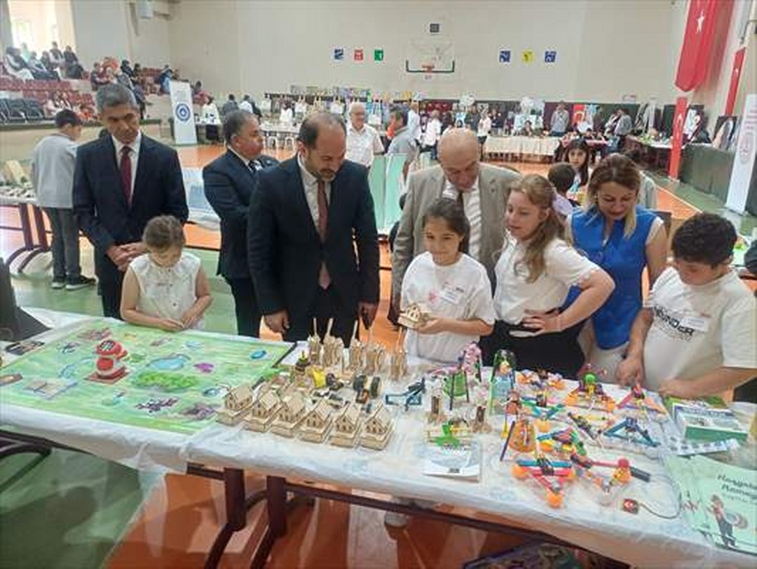 Bolu’da “Maariften İlham Alan Öğretmenler Fuarı” düzenlendi