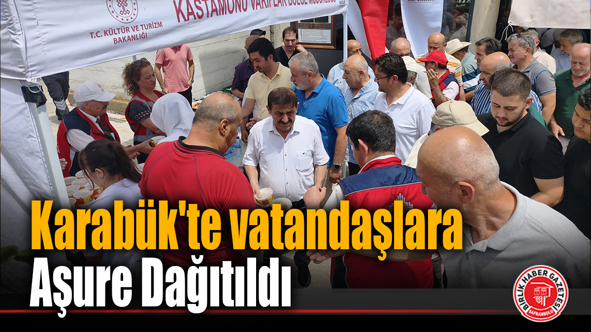 Karabük’te vatandaşlara aşure dağıtıldı