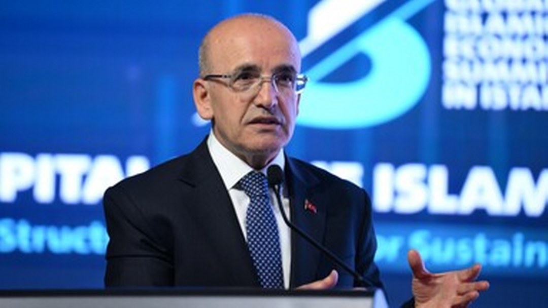 Bakan Şimşek: Ekonomi programımıza kararlılıkla odaklanmaya ve enflasyonu düşürmeye devam edeceğiz