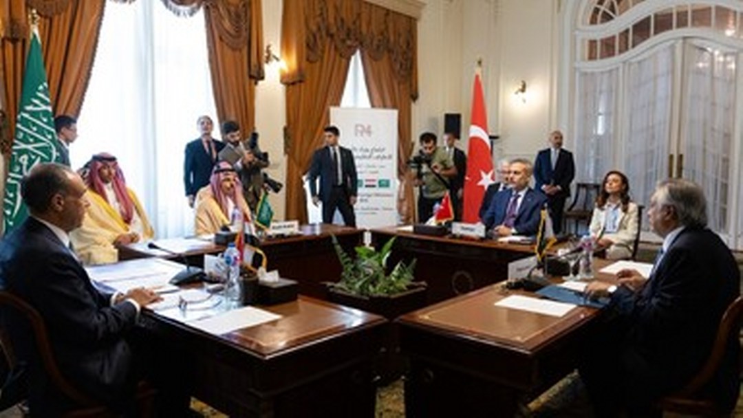 Türkiye, Mısır, Suudi Arabistan ve Pakistan Dışişleri Bakanları Kahire’de bir araya geldi