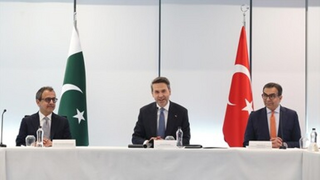 Türkiye, Pakistan’ın elektrik özelleştirmesine destek verecek