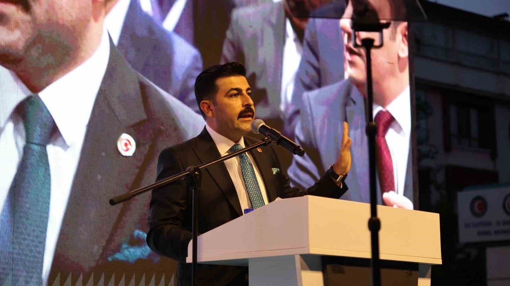 Devlet Memurları Konfederasyonu Başkanı Kaya: “Kamu çalışanlarının alım gücünü artıracak kalıcı politikalar hayata geçirilmeli”