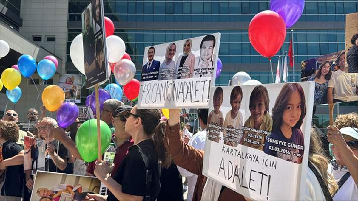 Grand Kartal Otel’deki yangında yakınlarını kaybeden aileler Ankara’ya yürüyüş başlattı
