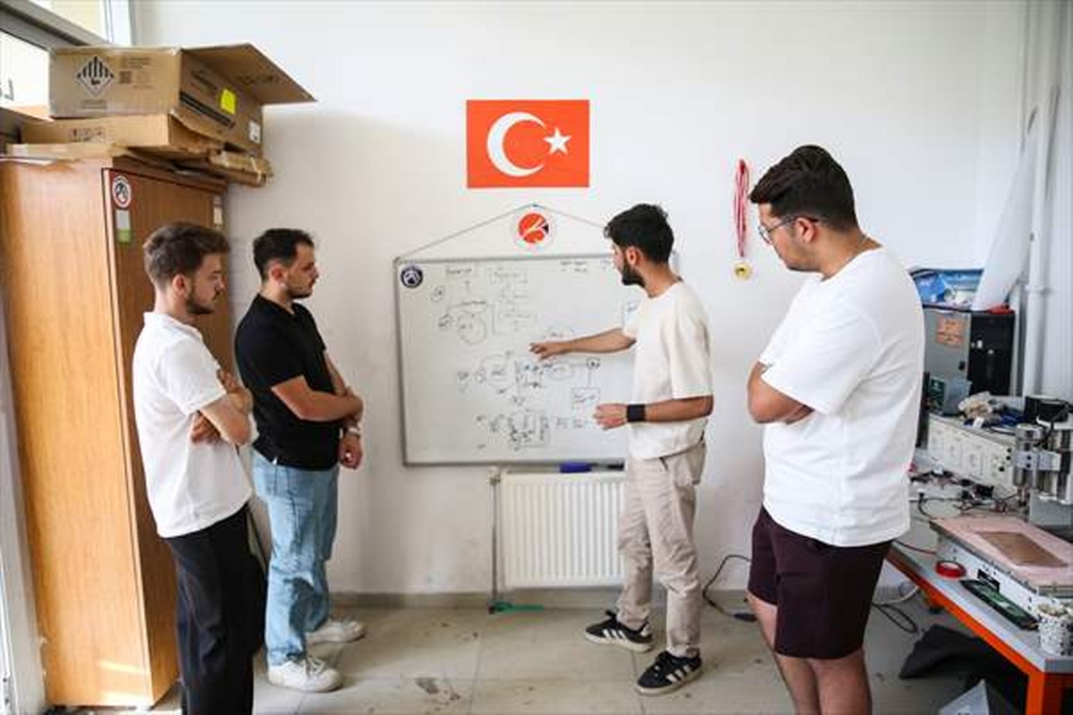 İstiklal Yolu takımı elektrikli araç “Atabey Gazi” ile TEKNOFEST’e hazırlanıyor