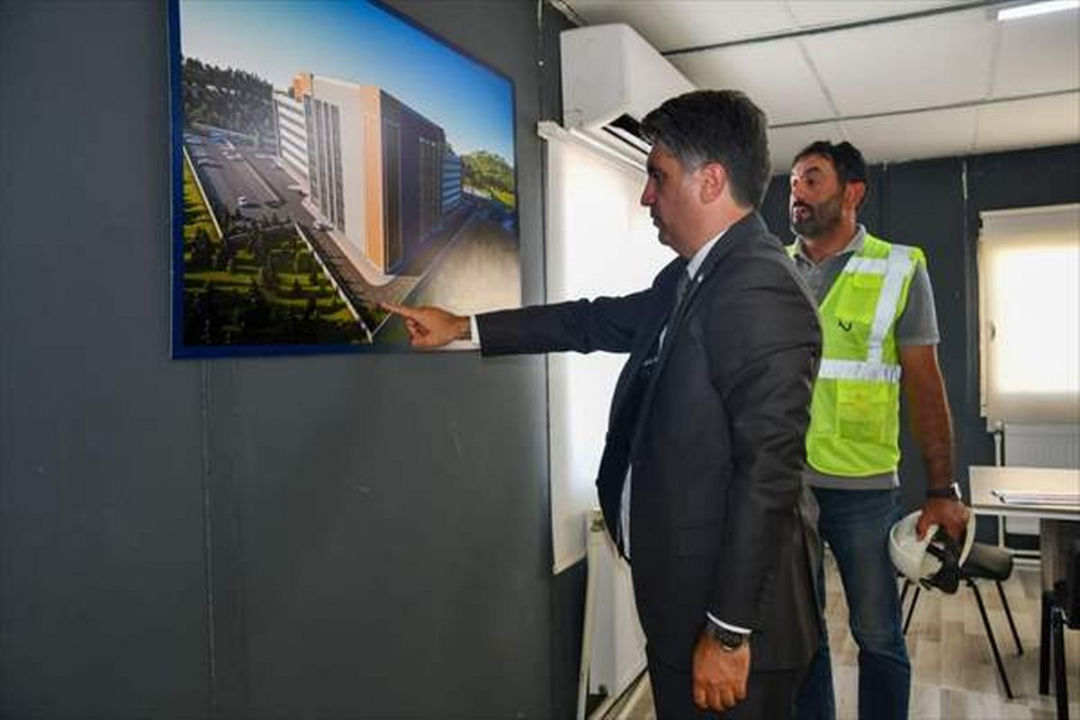 Bolu Valisi Aydın, kentte devam eden yatırımları inceledi