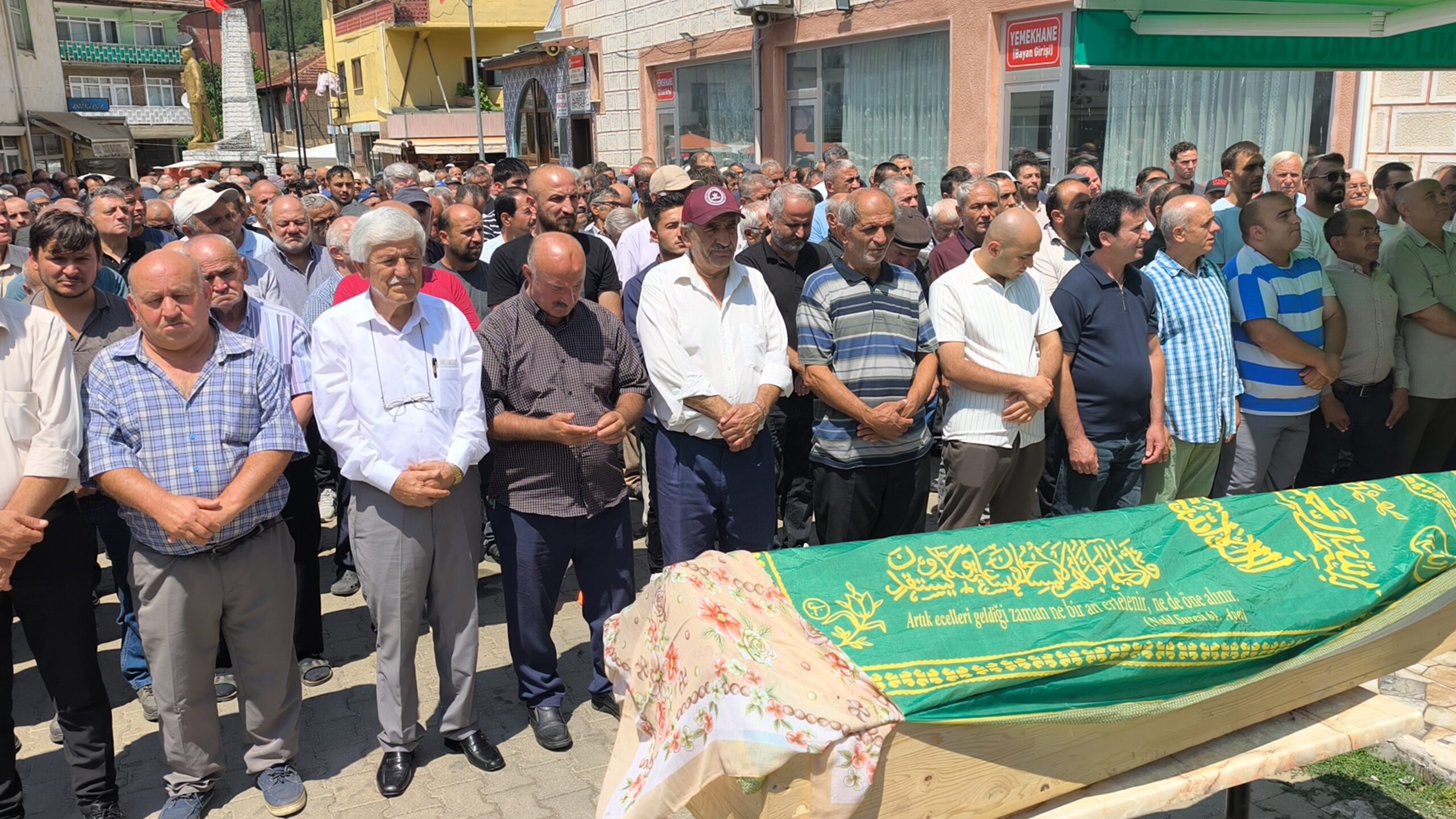 Feci Kazada Yaşamını Yitiren Karaca Çifti Toprağa Verildi