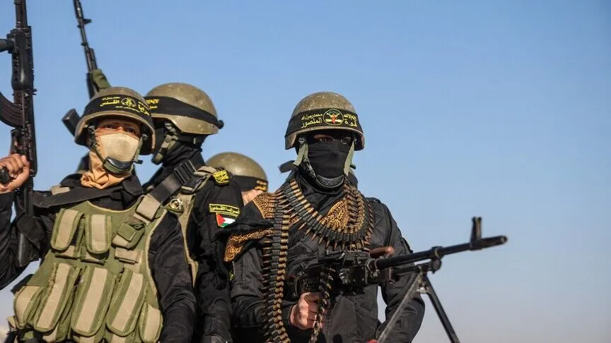 Hamas’ın Gazze’de ateşkes anlaşmasının ikinci aşamasına geçiş için silah bırakmayı kabul ettiği iddia edildi