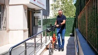 Aile hekiminin 10 yıllık bisikletli yolculuğu meslektaşları ve hastalarına örnek oluyor