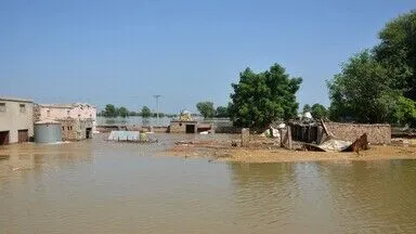 Pakistan’ın Pencap eyaletinde şiddetli yağışlar sonucu son 24 saatte 7 kişi yaşamını yitirdi