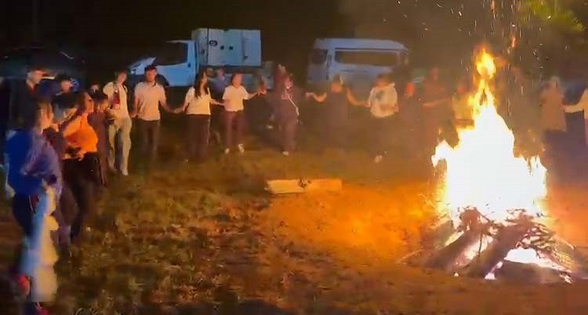 Kamp ateşi adrenalin ve macera tutkunları için yandı