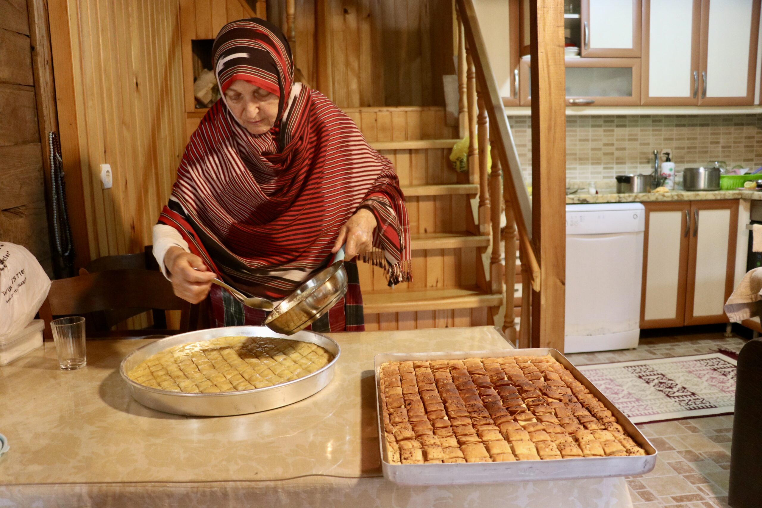 Asırlık yöresel lezzet “mısır unlu baklava” yeniden sofralarda yer buluyor