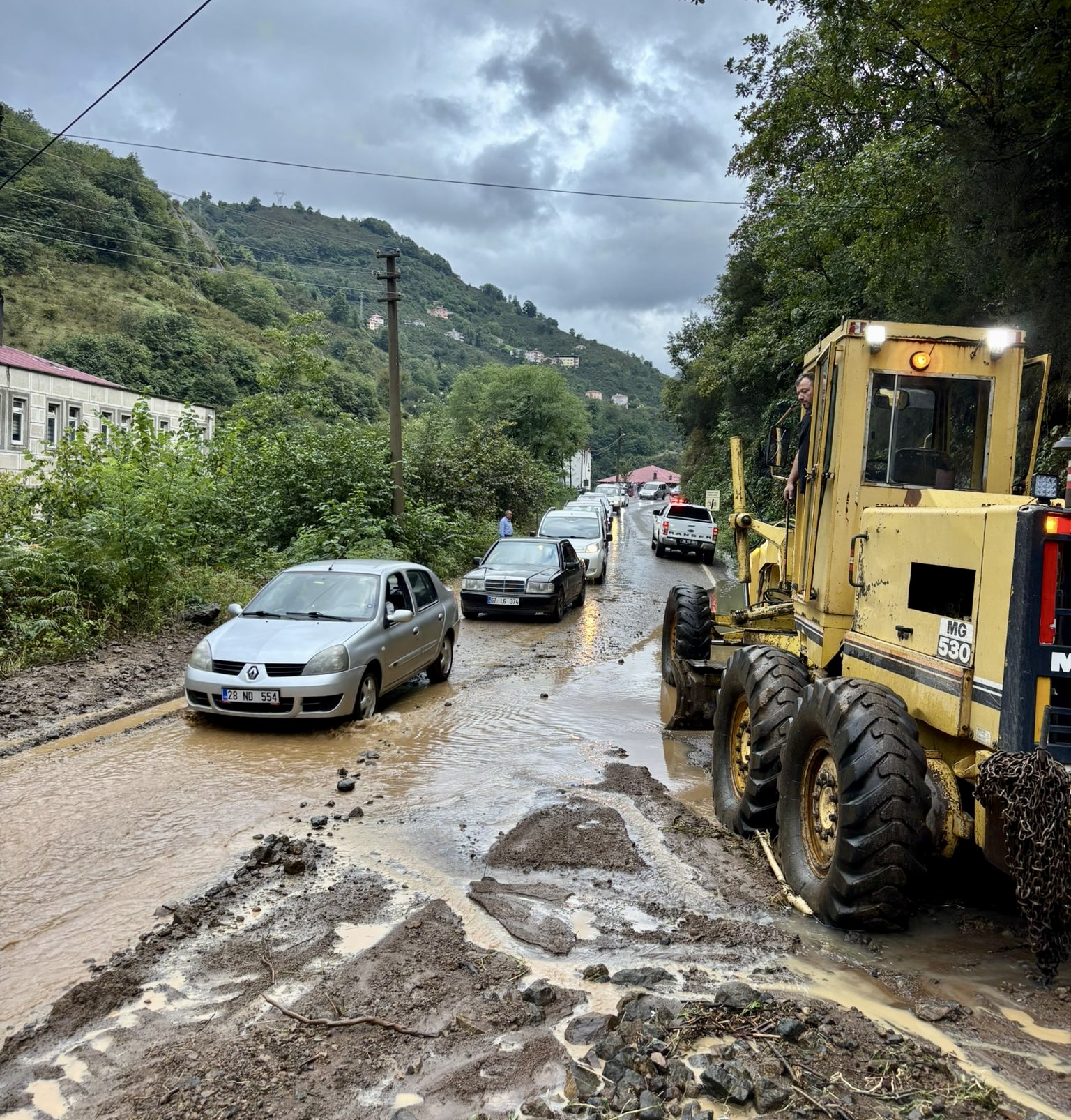 Giresun’da sağanak etkili oldu