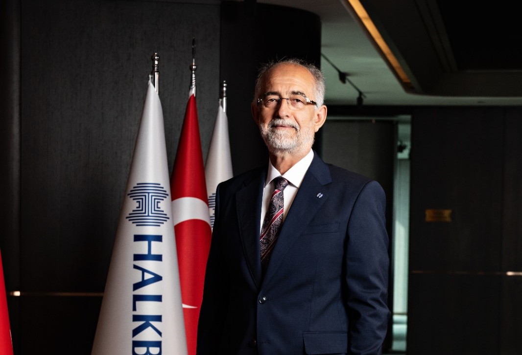 Halkbank Üreten Kadınlar Yarışması’nın yeni dönem başvuruları başladı