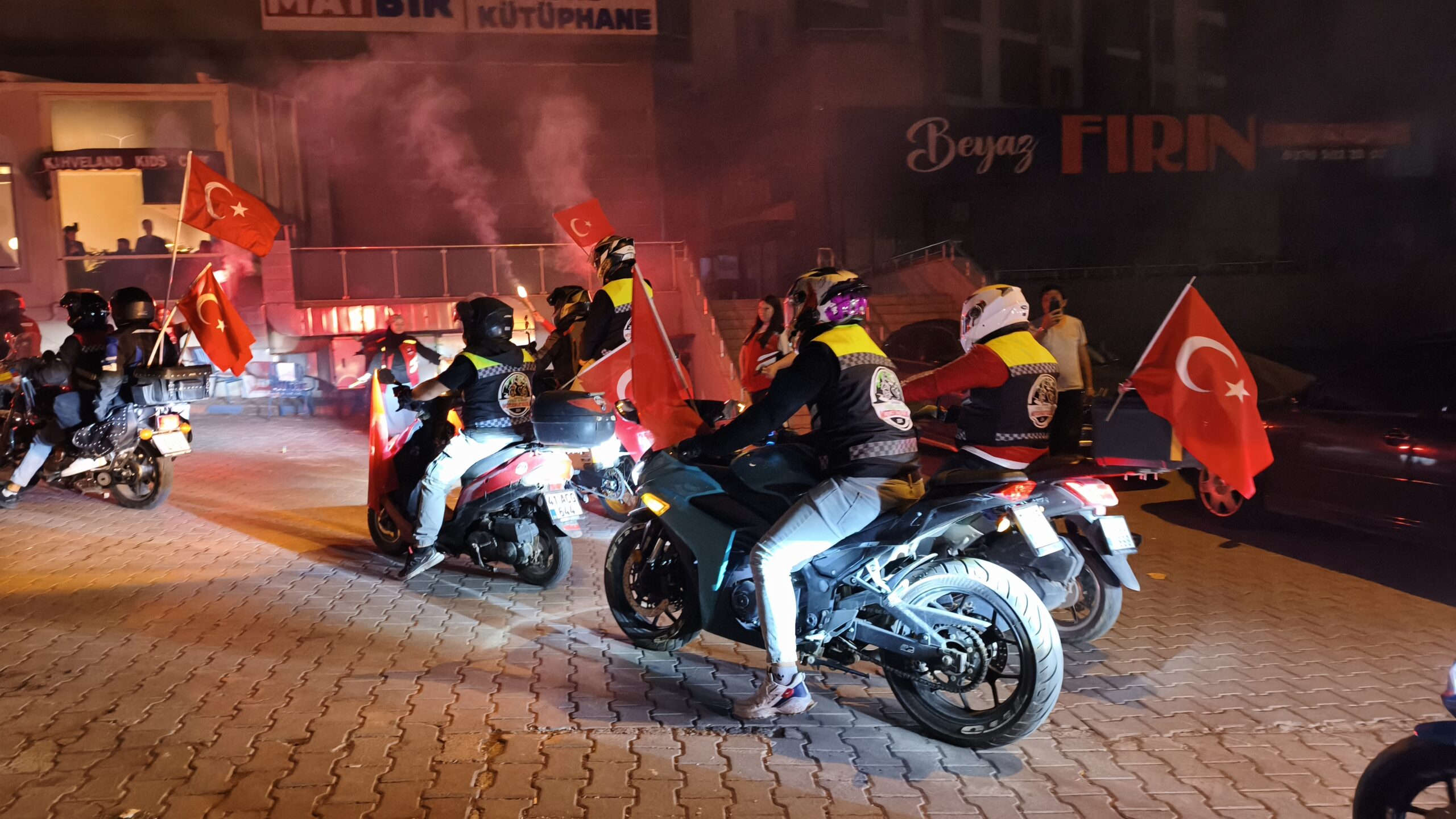 Karabük’te motosikletliler 30 Ağustos Zafer Bayramı’nda sürüş yaptı