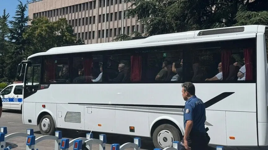 “Alihan Kuriş çıkar amaçlı suç örgütü”ne yönelik operasyonda 32 şüpheli tutuklandı