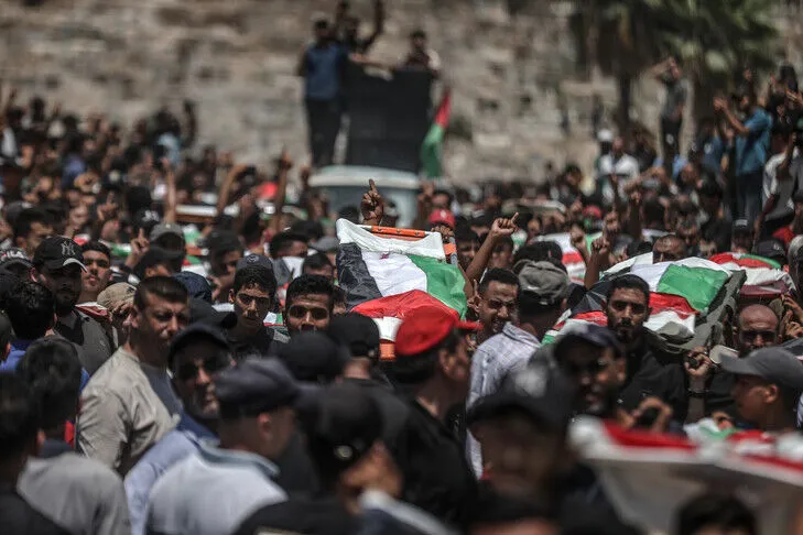 İsrail’in Gazze’ye saldırılarında can kaybı 73 bin 381’e çıktı