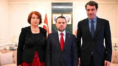 Adalet Bakanı Gürlek, Uğur Mumcu’nun ailesiyle görüştü