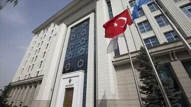 AK Parti Dış İlişkiler Başkanlığı, yurt dışında yaşayan vatandaşlar için “WhatsApp” kanalı açtı
