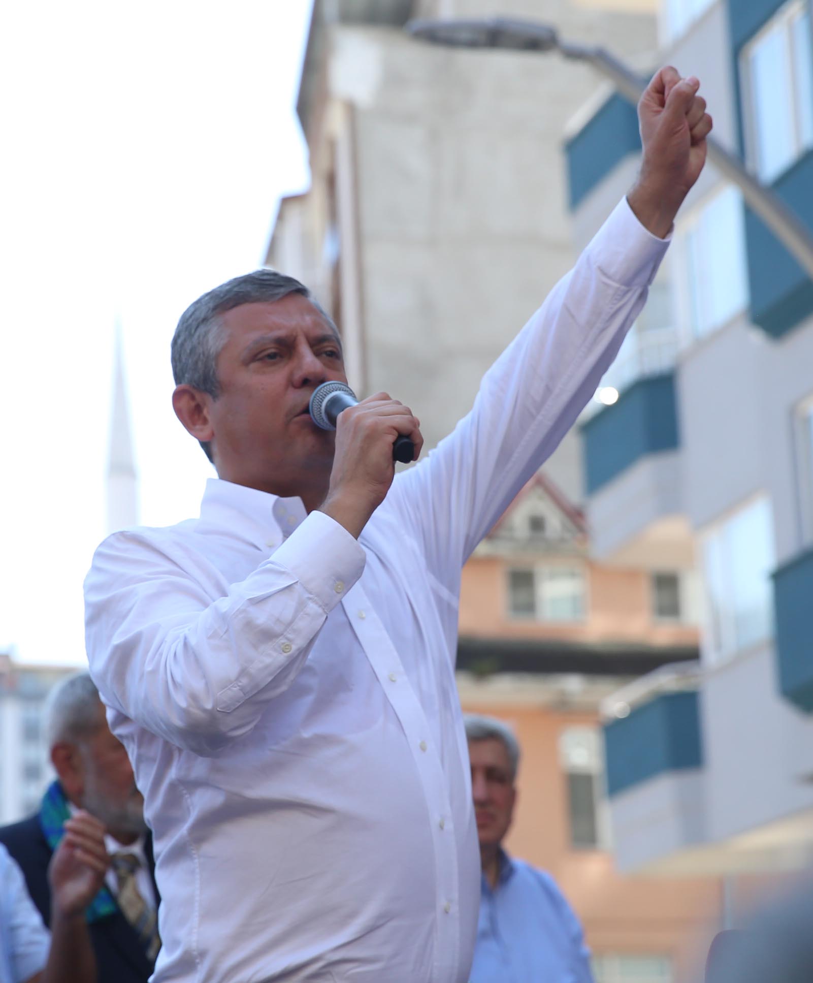 Yeni Parti Genel Başkanı Özel, Rize’de konuştu: