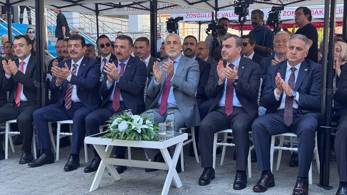 Bakan Işıkhan, Zonguldak Sosyal Güvenlik Kurumu hizmet binasının açılışında konuştu: