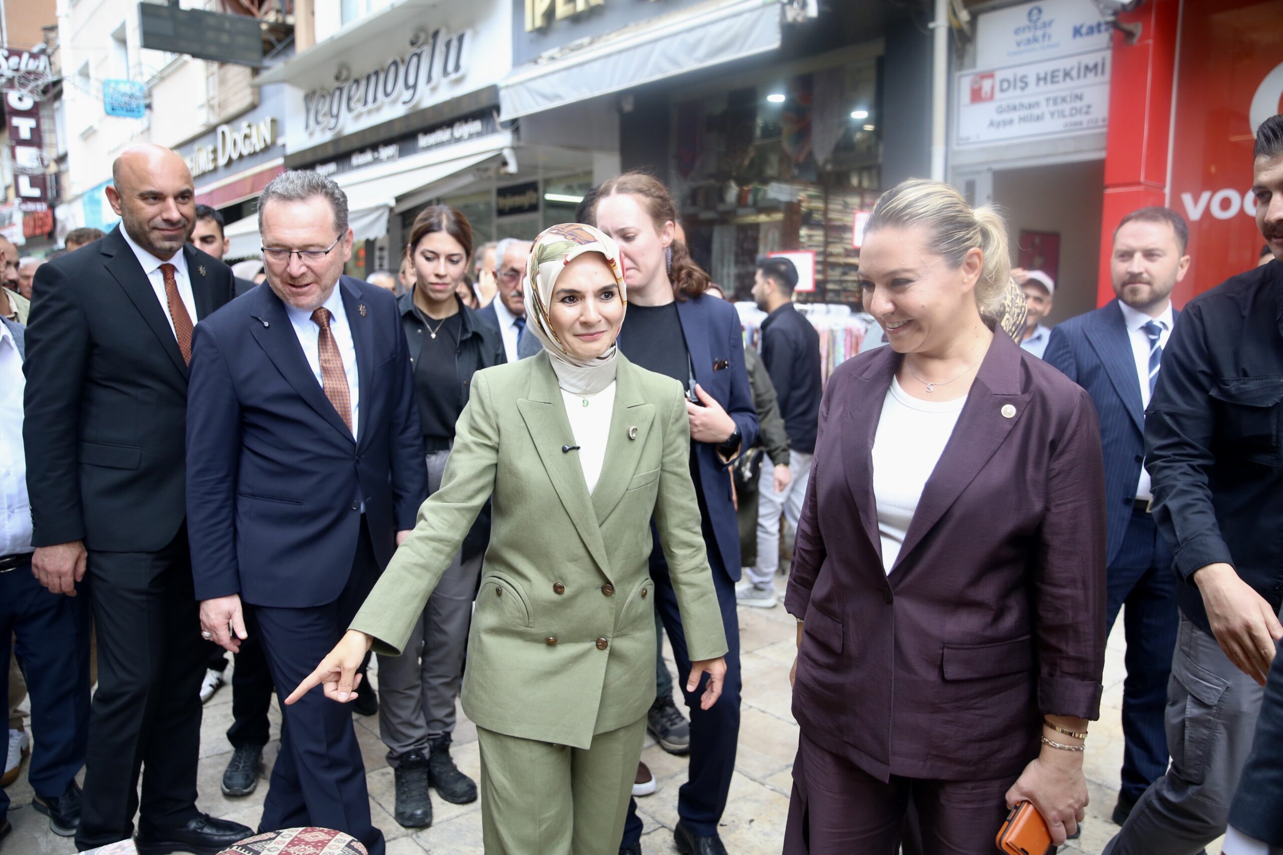 Aile ve Sosyal Hizmetler Bakanı Göktaş Kastamonu’da ziyaretlerde bulundu