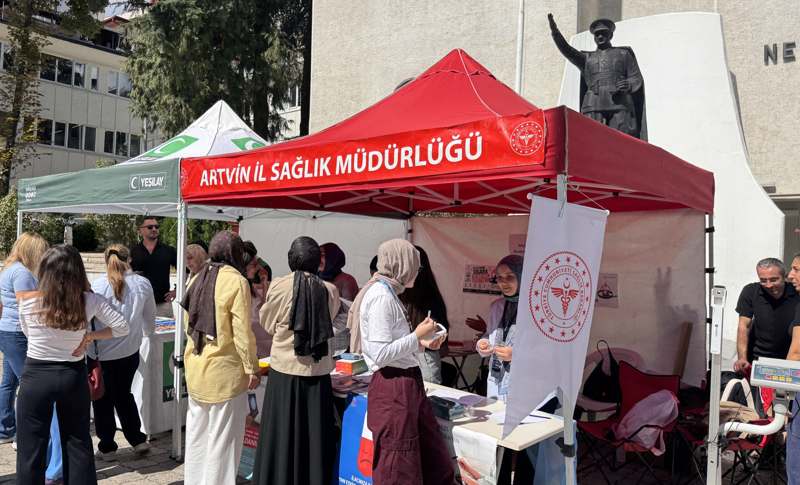 Artvin’de Halk Sağlığı Haftası kapsamında yürüyüş yapıldı