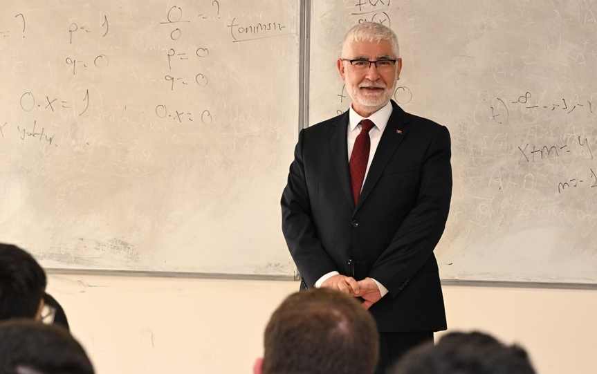BAİBÜ Rektörü Yiğit’ten 2026-2027 eğitim öğretim yılı mesajı