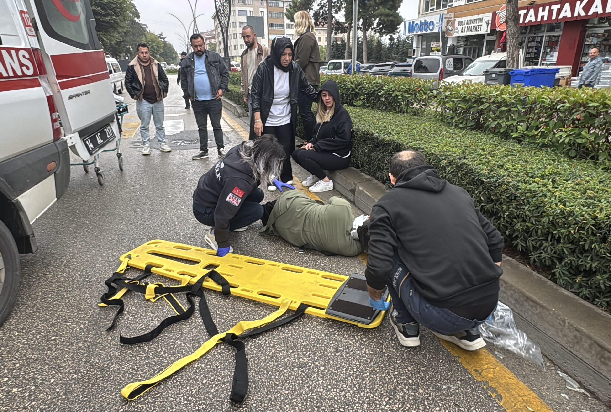 Bolu’da otomobilin çarptığı yaya yaralandı