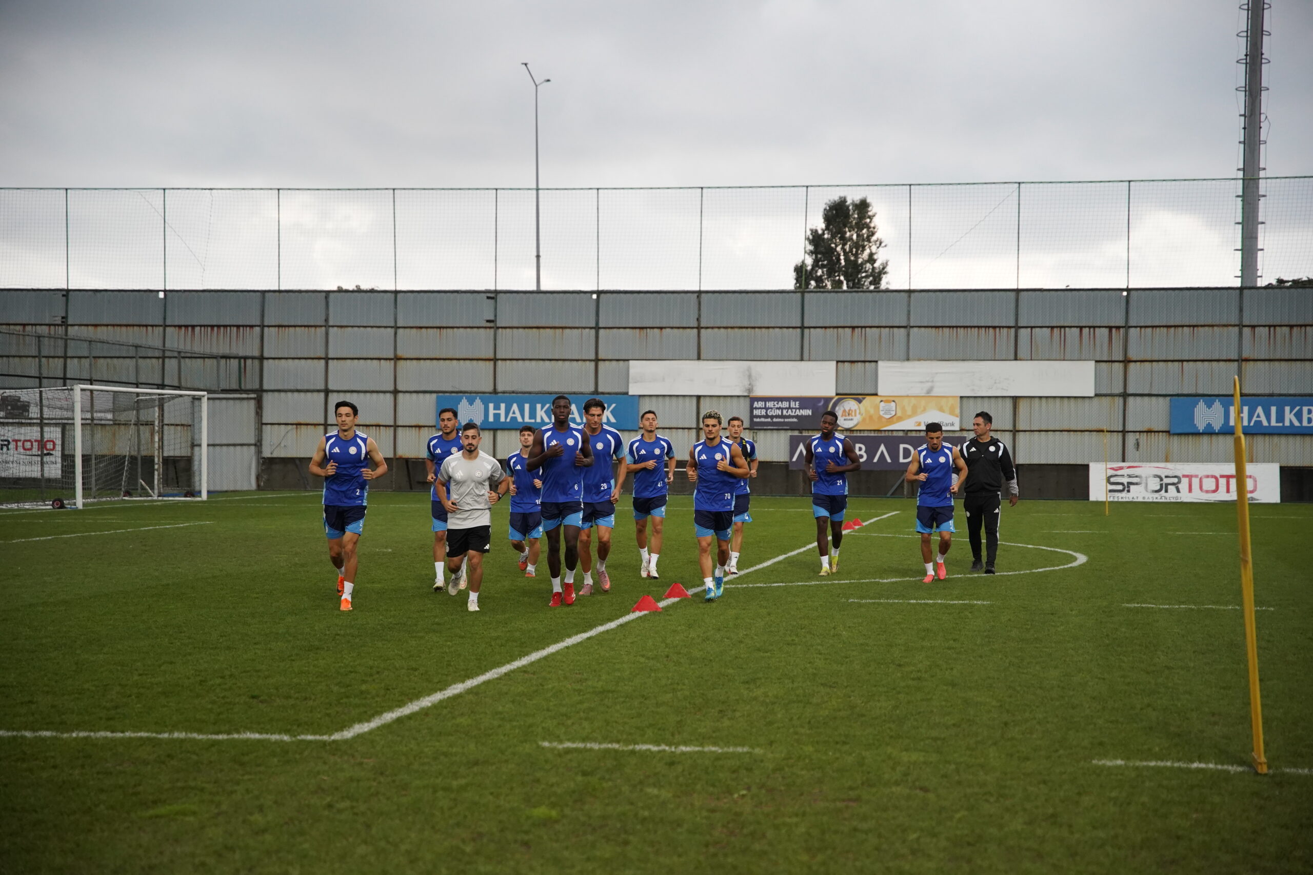 Çaykur Rizespor, Fenerbahçe maçının hazırlıklarına başladı