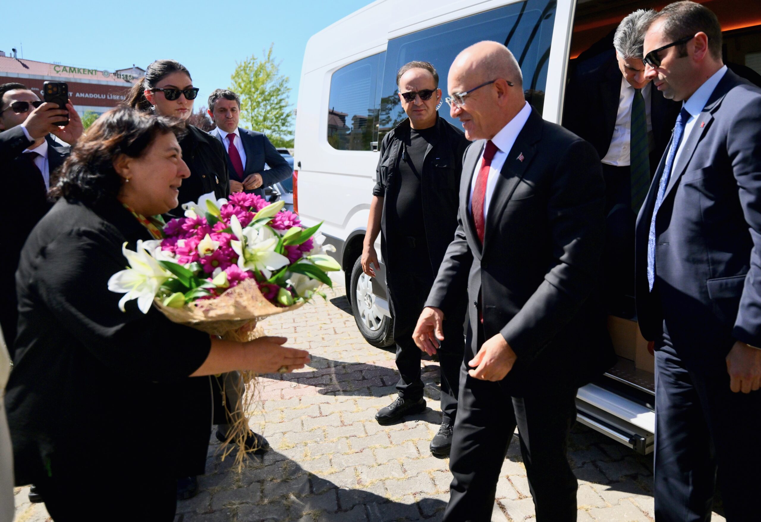 Hazine ve Maliye Bakanı Şimşek, Bolu’da ziyaretlerde bulundu