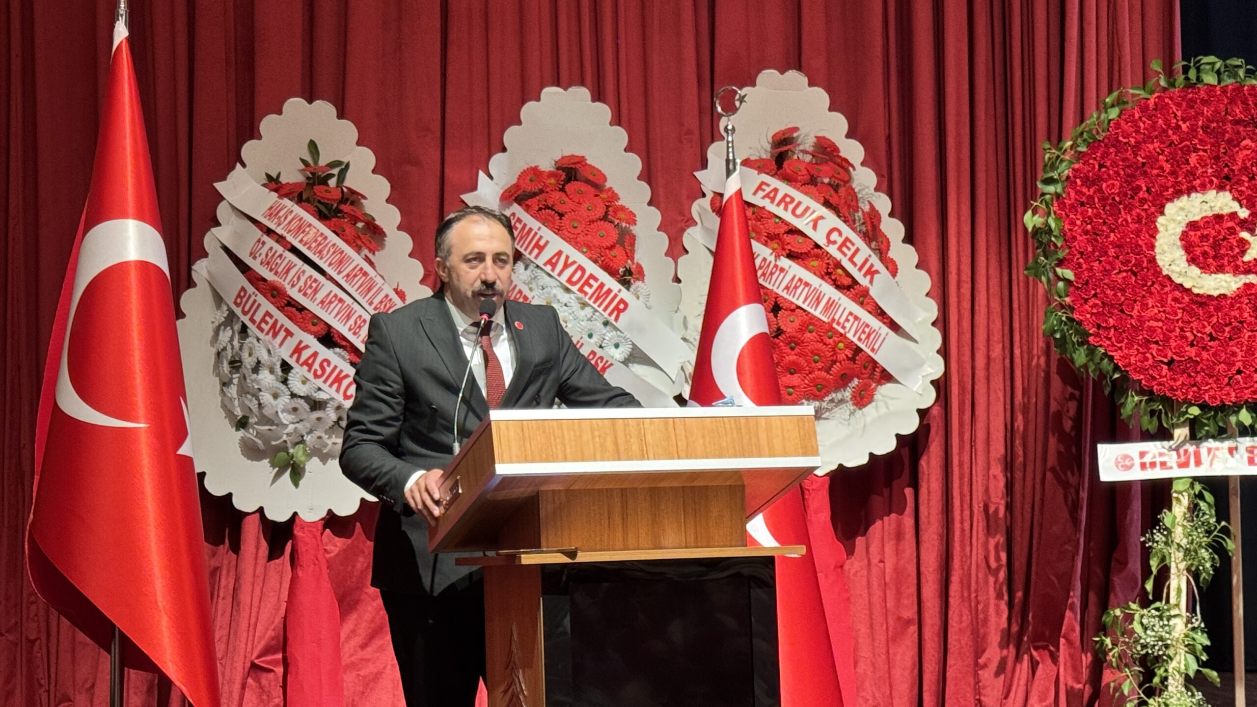 MHP Artvin İl Başkanlığı, 15. Olağan Kongresi’ni gerçekleştirdi