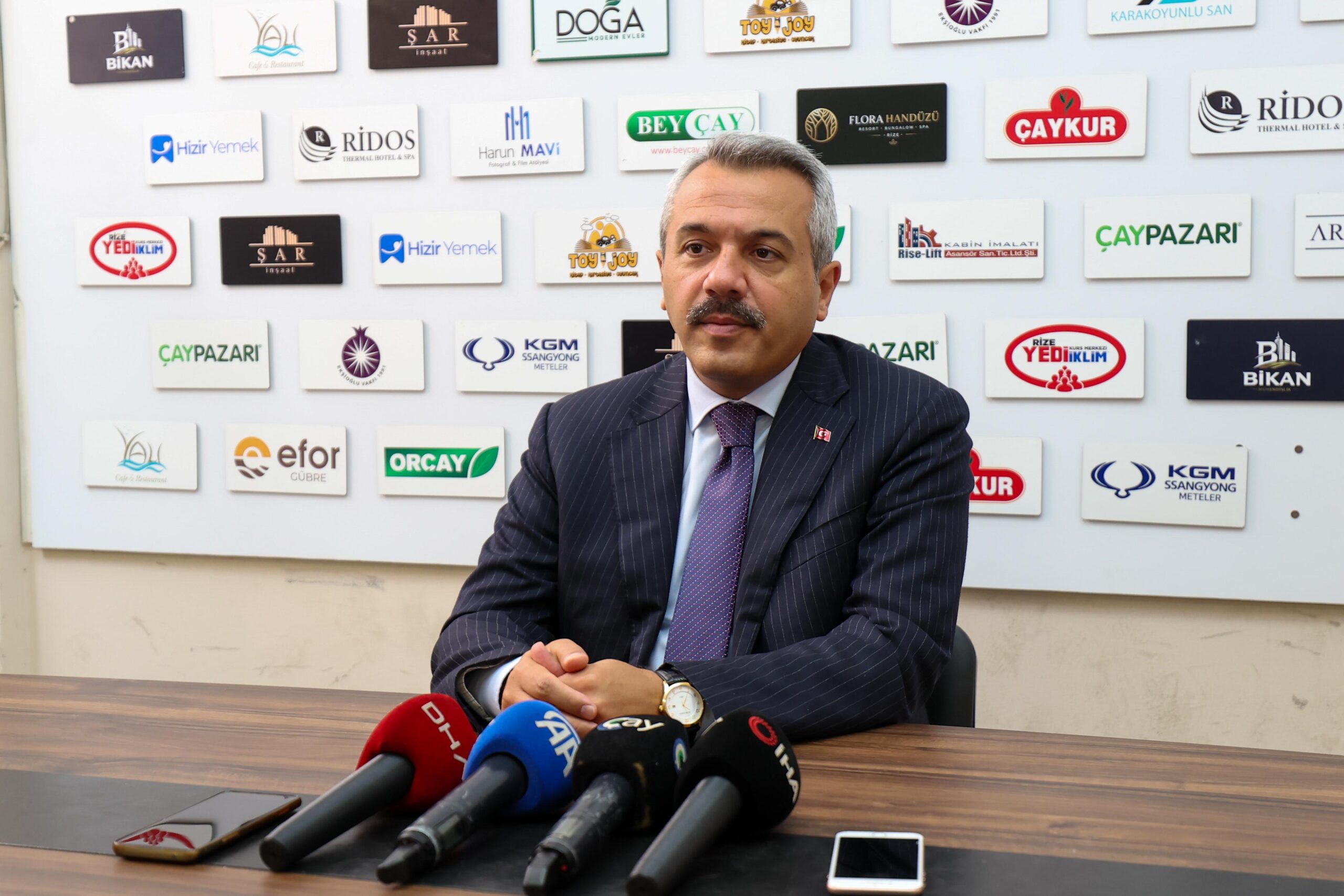 Rize’deki heyelanlarla ilgili teknik ekiplerce rapor hazırlanacak