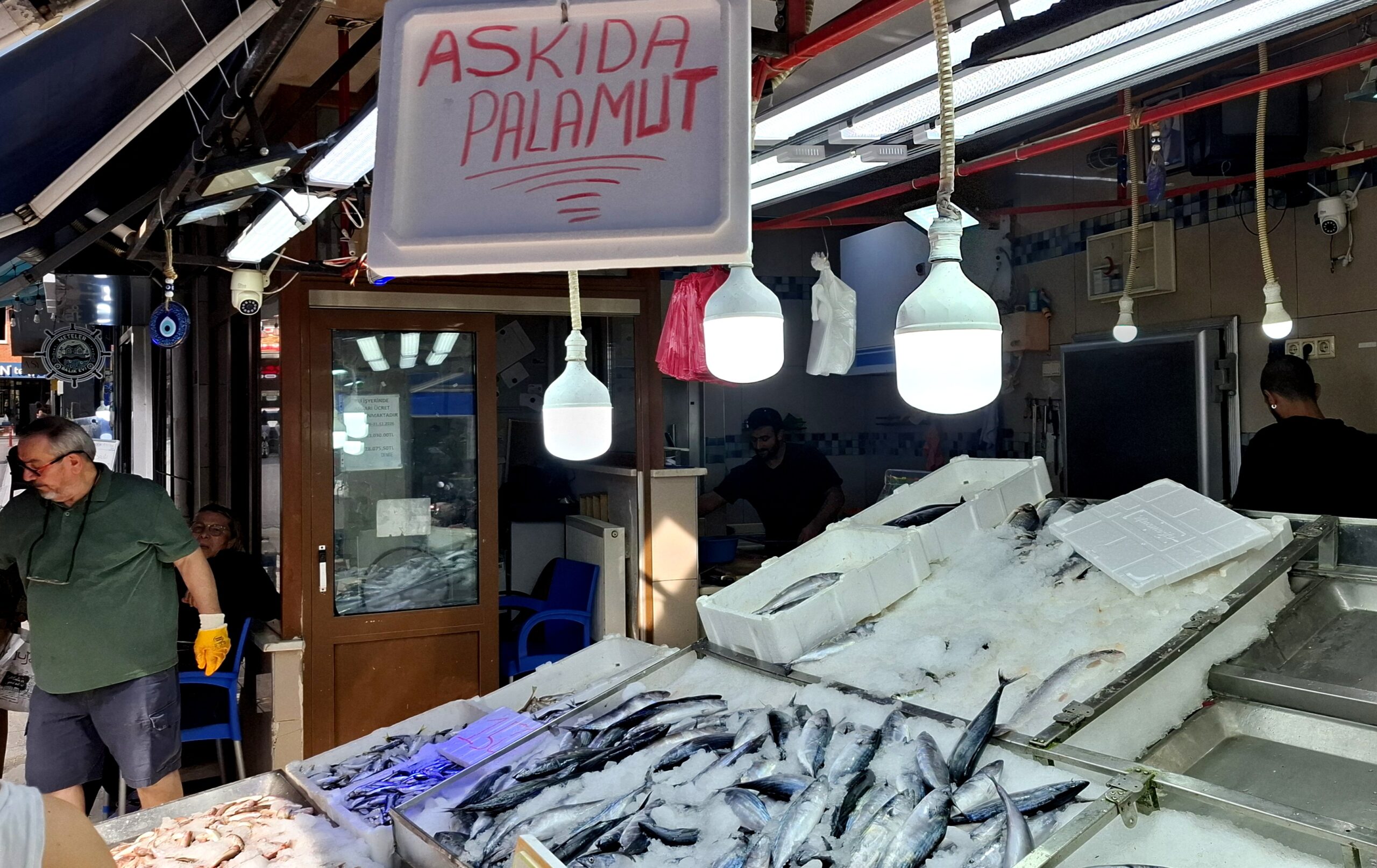 Sinop’ta “askıda palamut” uygulaması başlatıldı