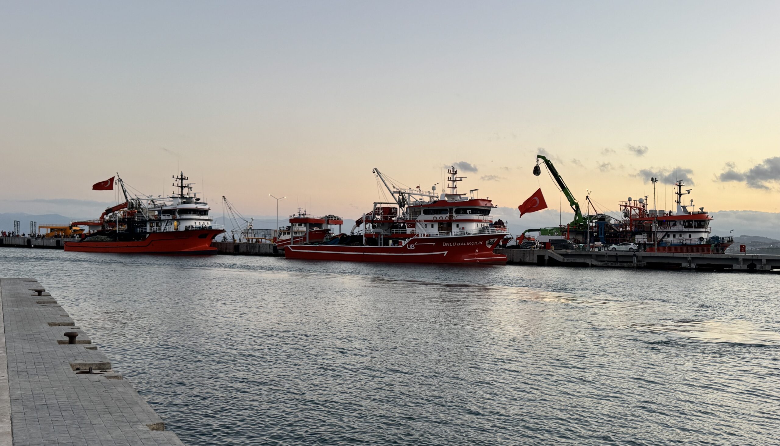 Sinop’ta balıkçılar “vira bismillah” diyerek denize açıldı