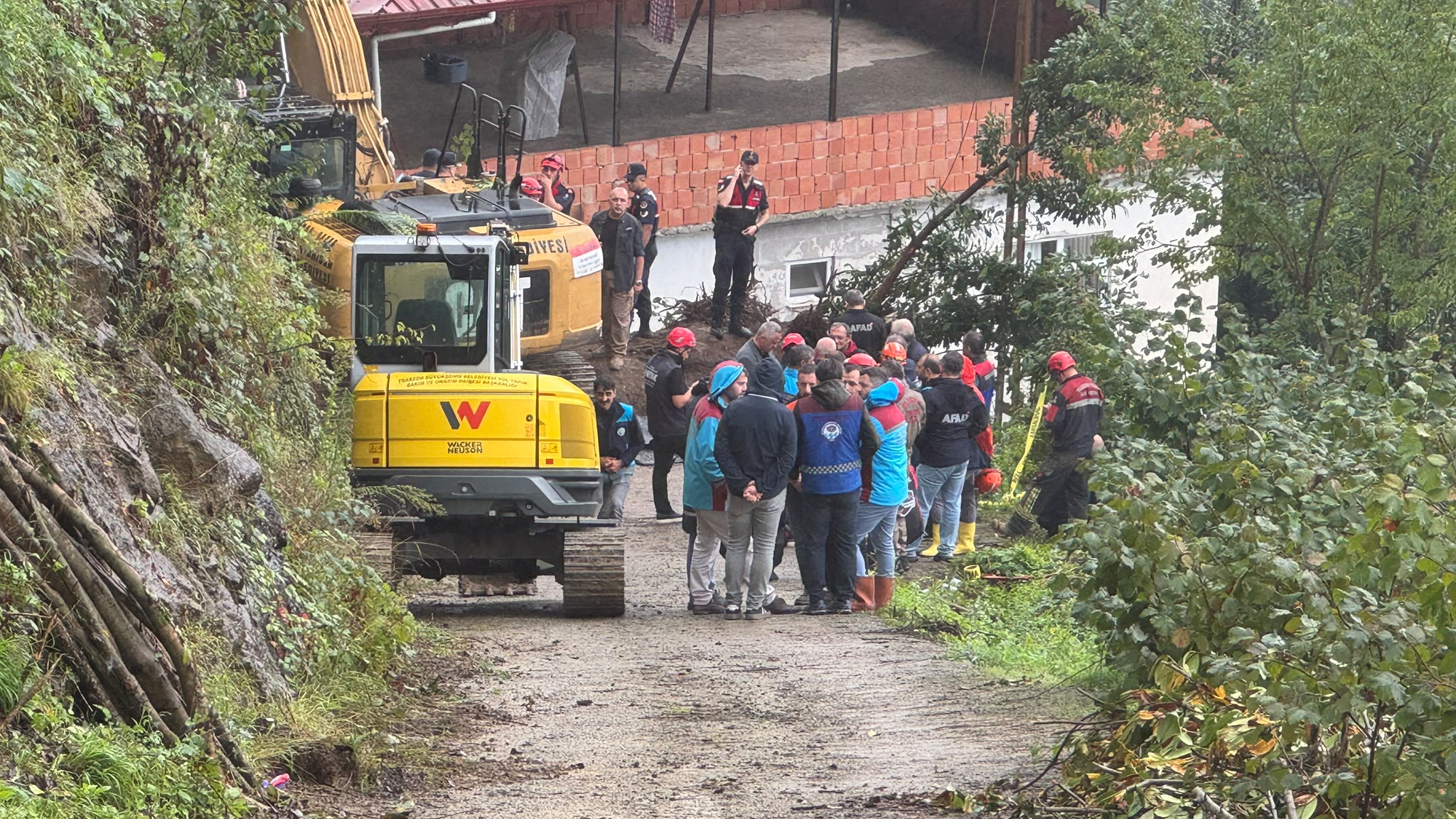 Trabzon’da heyelanda 1 kişi toprak altında kaldı