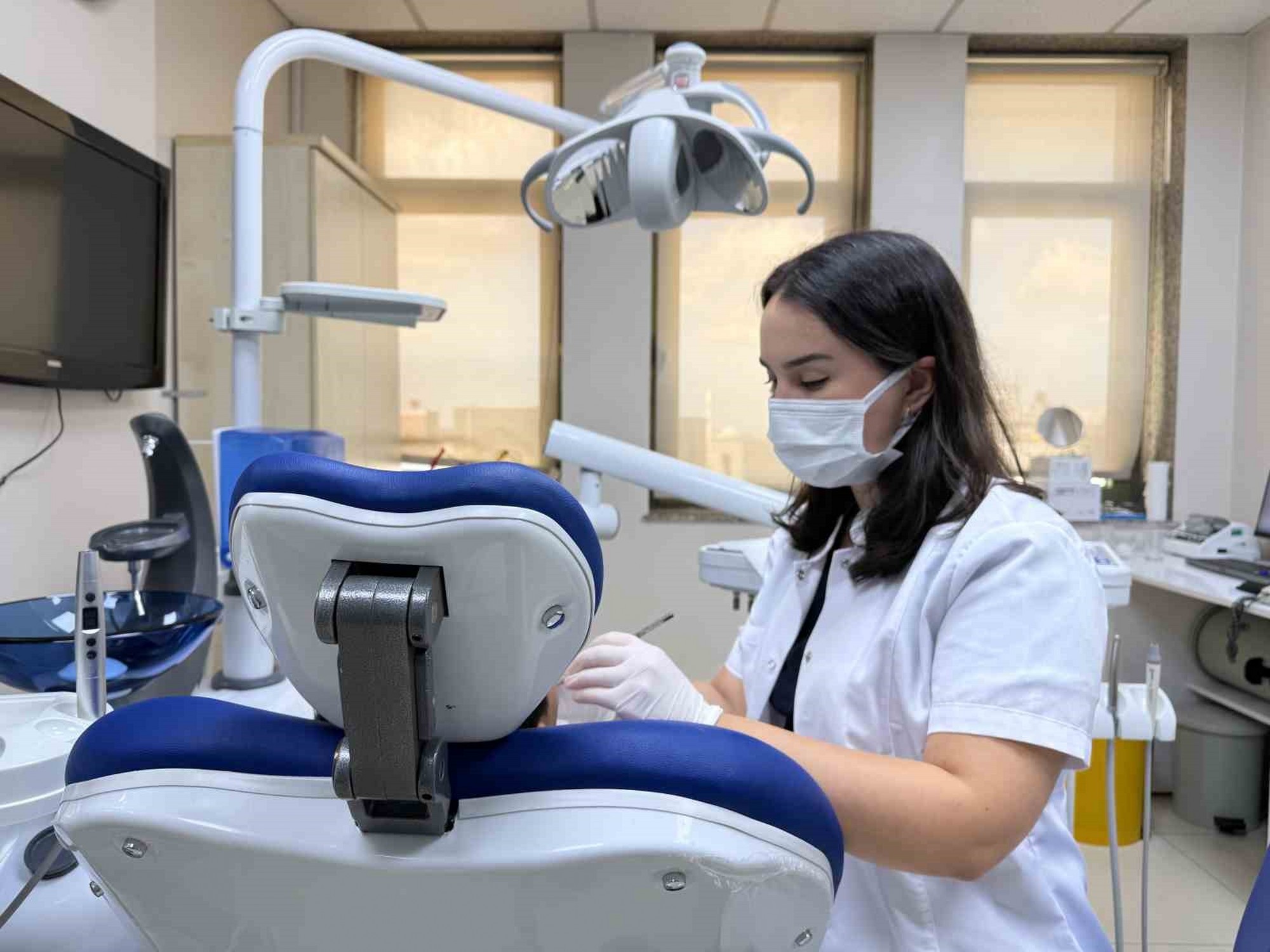 Doç. Dr. Mehmet Cem Sabaner hasta kabulüne başladı