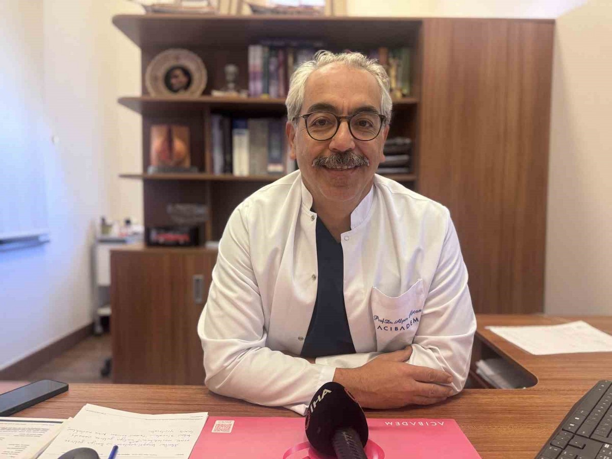 Prof. Dr. Alper Akcan: “Tüm kadınlar için en uygun tarama testi mamografidir”