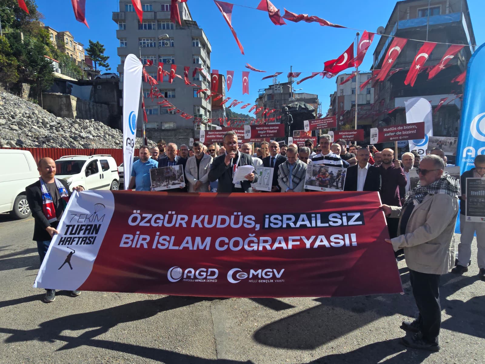 Sakarya ve Zonguldak’ta Filistin’e destek açıklaması yapıldı