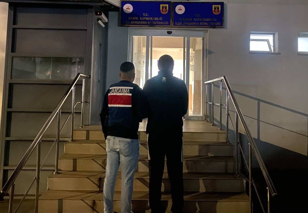 Samsun’da 12 yıl 6 ay hapis cezasıyla aranan hükümlü yakalandı